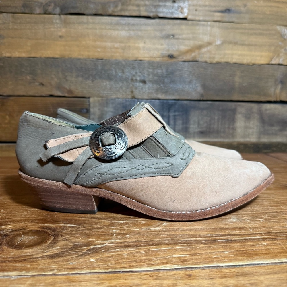 Vintage Dingo Western‎ Stacked Heeled Booties Pastel Green/Grey & Nude size 7.5